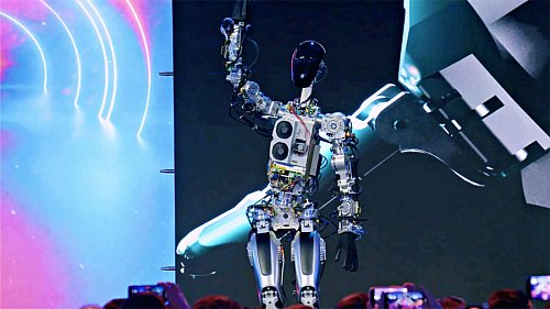 Ілон Маск презентував прототип робота-гуманоїда Tesla Optimus Фото №2